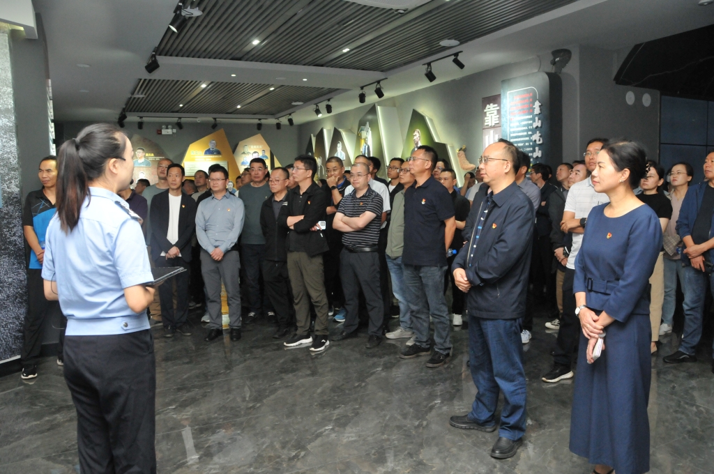 ���Ź�˾��ί��֯�򵼸ɲ�������ʡ����������ʾ�������ؿ�չ��ʾ����